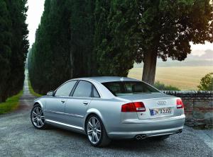 Audi S8 2005 года  (WW)